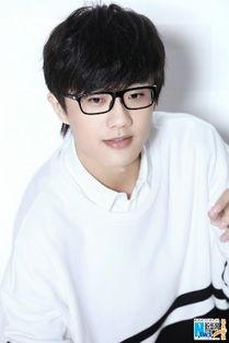 爆料许嵩近况最新消息新闻,最新动态曝光，音乐事业再掀波澜  第2张